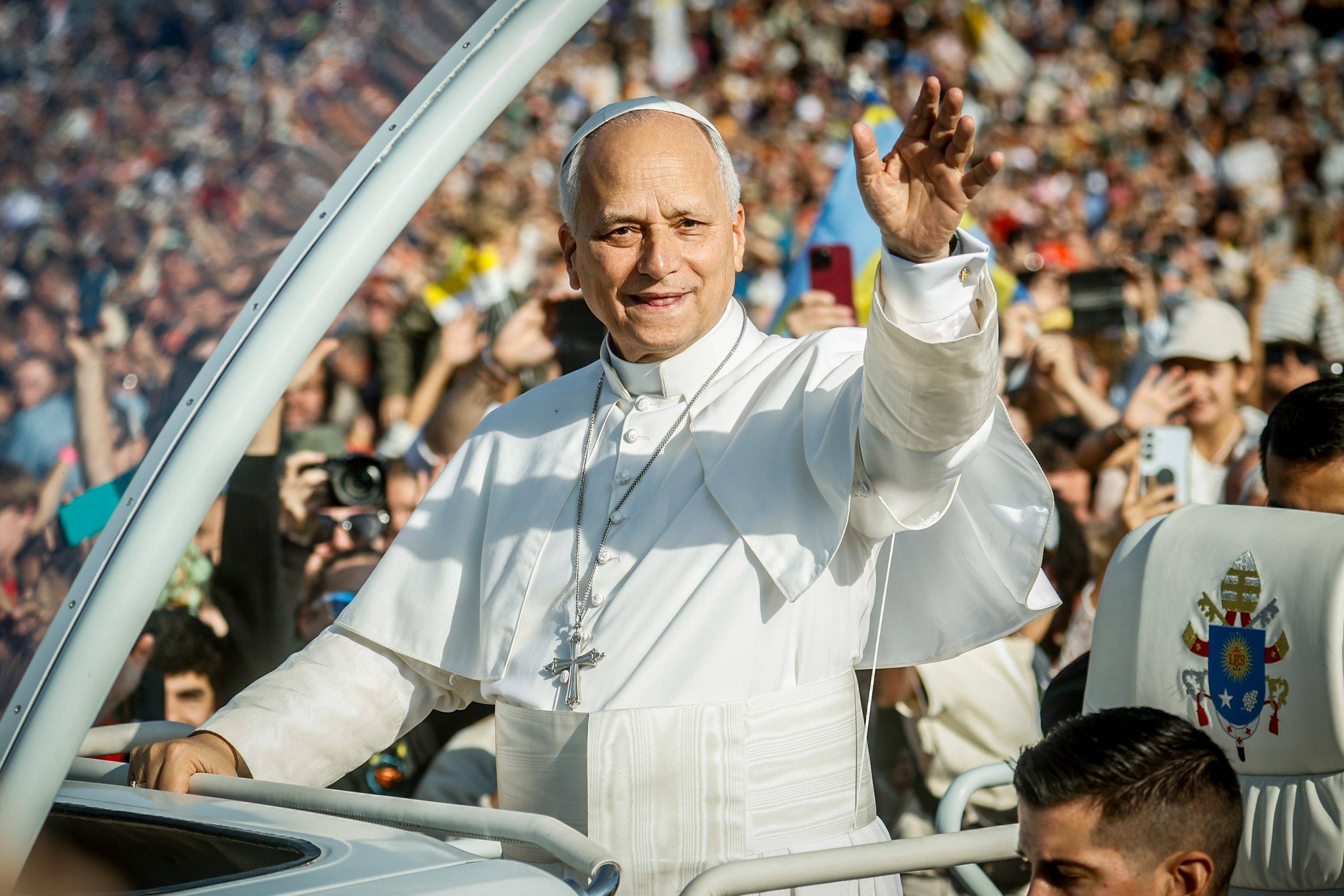 Papst Leo XIV. grüßt die Gläubigen in Lourdes