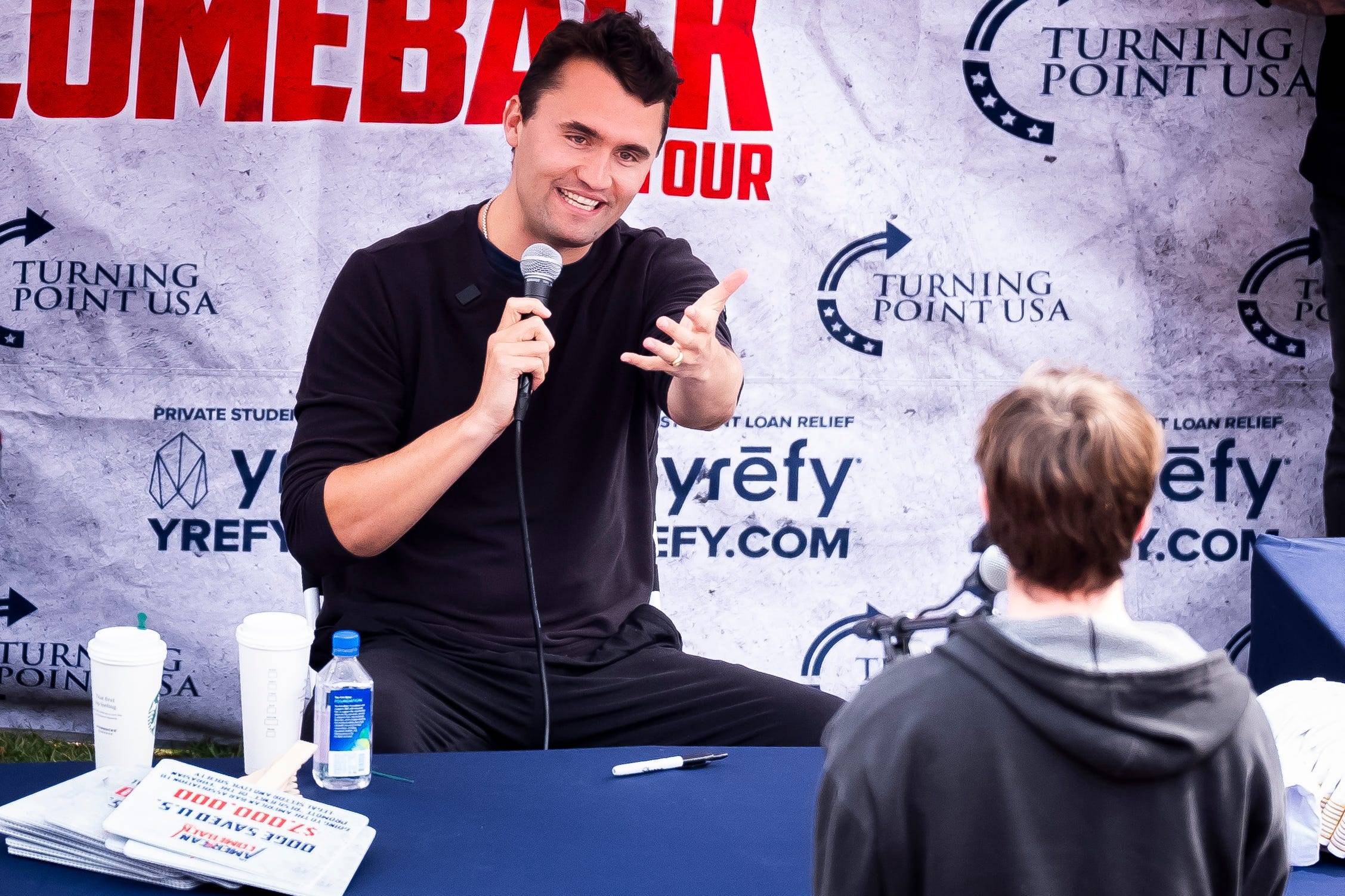 Charlie Kirk diskutiert mit einem Studenten 13.03.2025 University of Tennessee