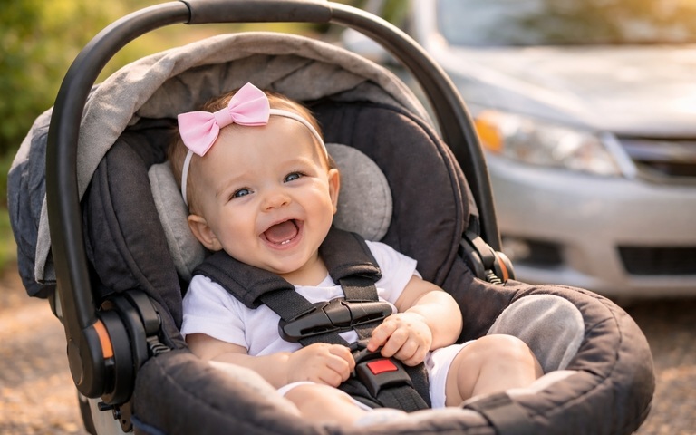 Babyschale_gespiegelt Muttertag