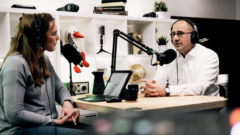 On Air - Kristijan Aufiero und Johanna Walter im Studio